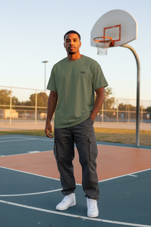 Mannequin métisse terrain de basket